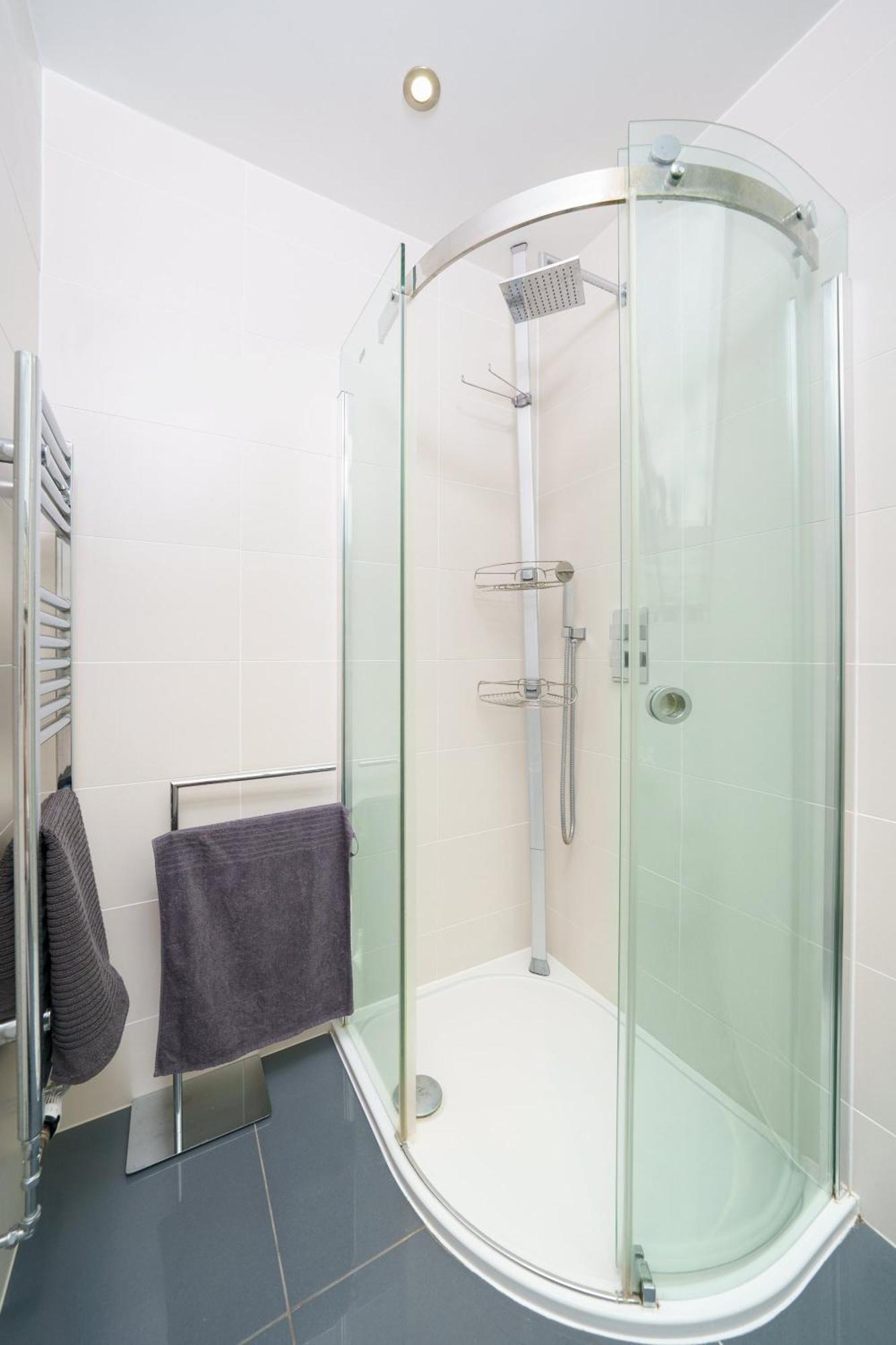En-Suite Room In Zone 1 Лондон Экстерьер фото